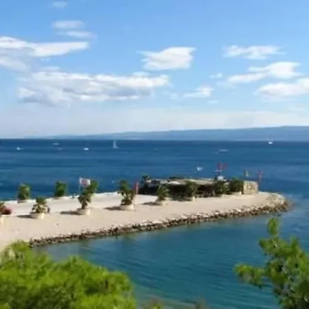 Ruhige Mit Herrlicher Aussicht By Interhome *